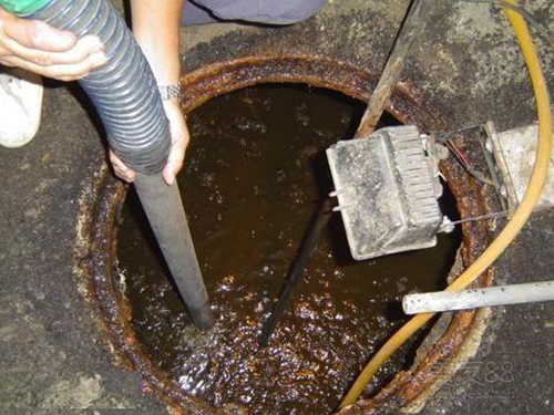 镇雄隔油池清理