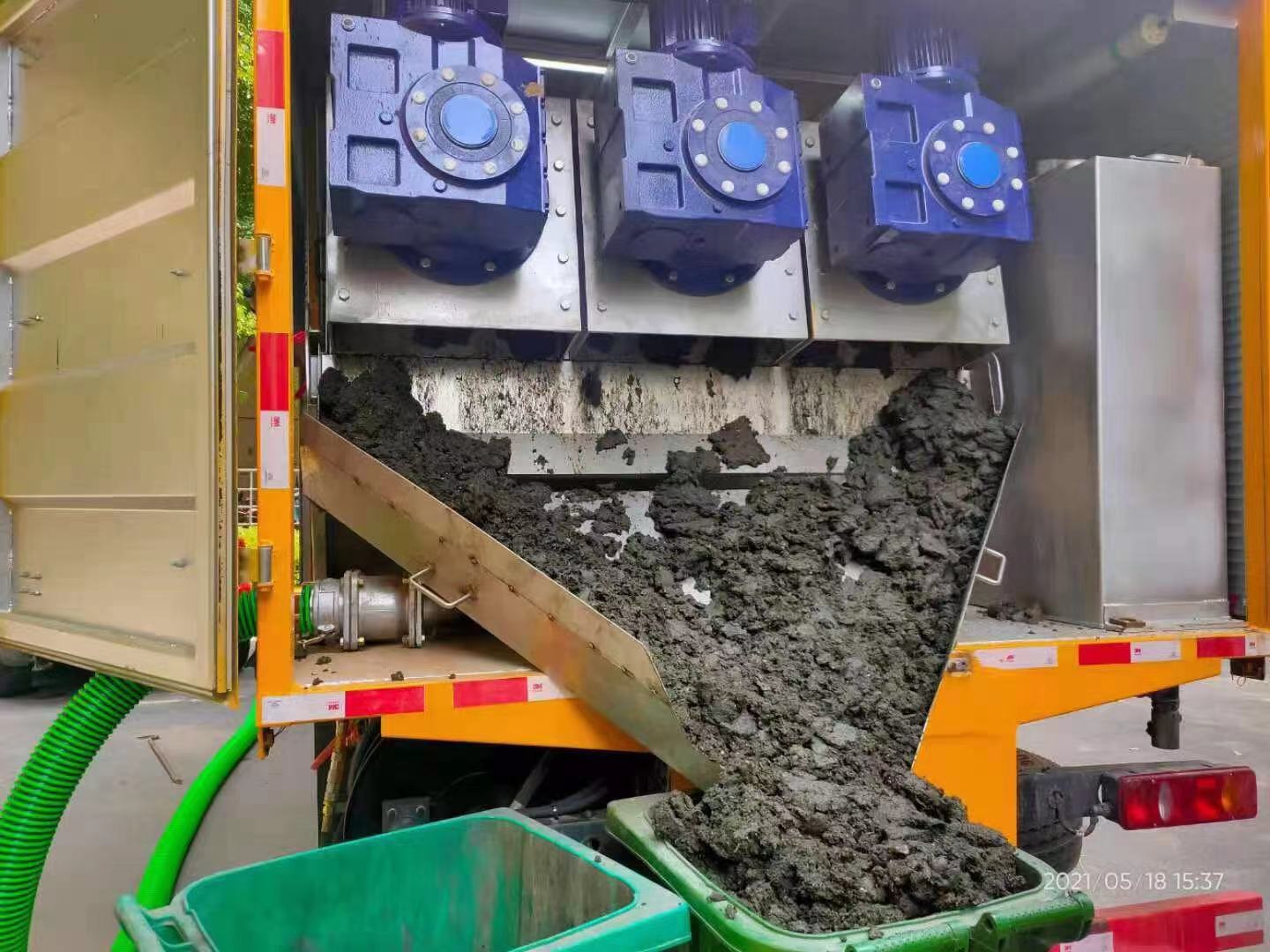 镇雄化粪池清掏城市维护站-泥浆净化干湿分离处理